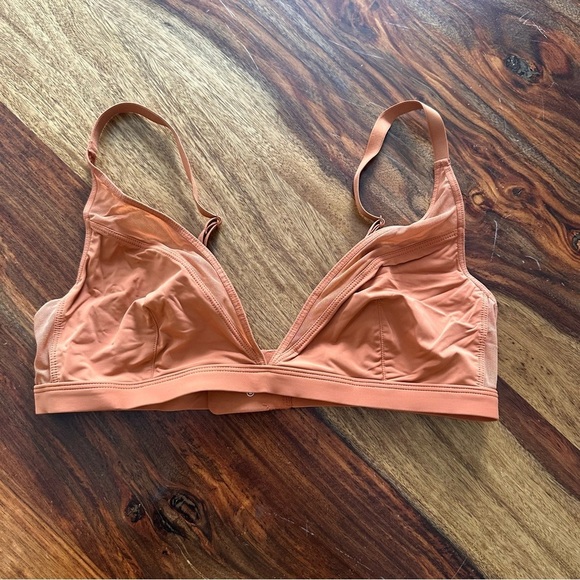 Parade Dream Fit triangle bra no padding super soft size medium bralette - Picture 2 of 5